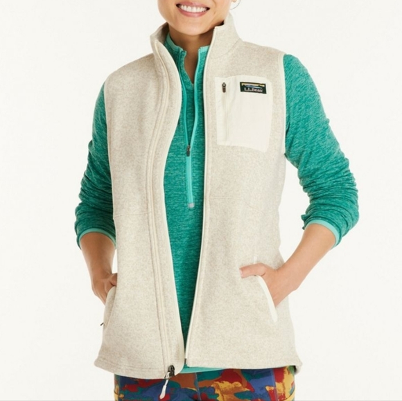L.L. Bean Jackets & Blazers - L.L. Bean Sweater Fleece Long Vest zippered pockets fleece lined cream beige L